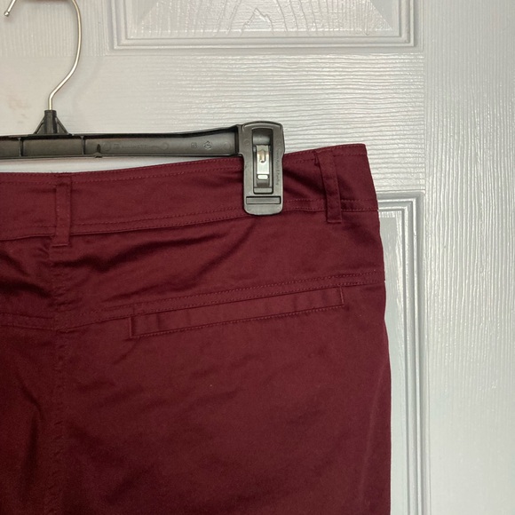 H & M women’s slim leg, red pants size 10 - Picture 7 of 10